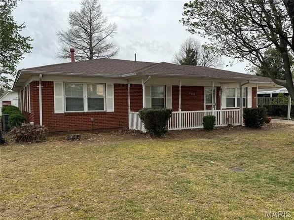 1105 Peach St, Kennett, MO 63857