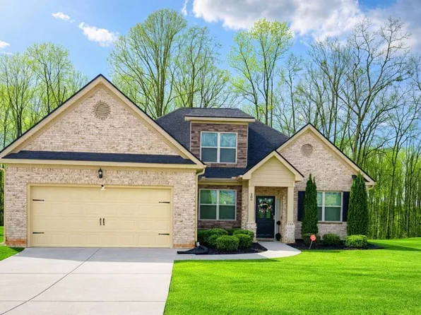 208 Sebastian Cv, Hampton, GA 30228