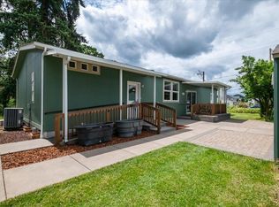 1017 N 2nd St, Jefferson, OR 97352