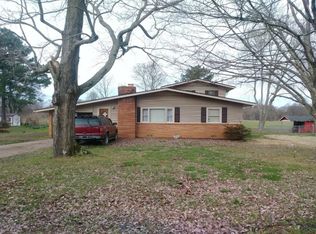 417 N Ezell St, Sharon, TN 38255