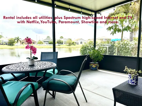 2414 Wood Pointe Dr, Holiday, FL 34691