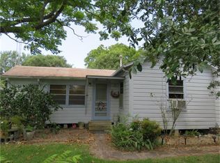 1723 Gray St, Palacios, TX 77465