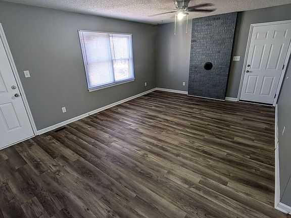 2nd image of 4542 Kings Ct