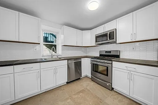 37 Cleveland St #1 — Photo 2
