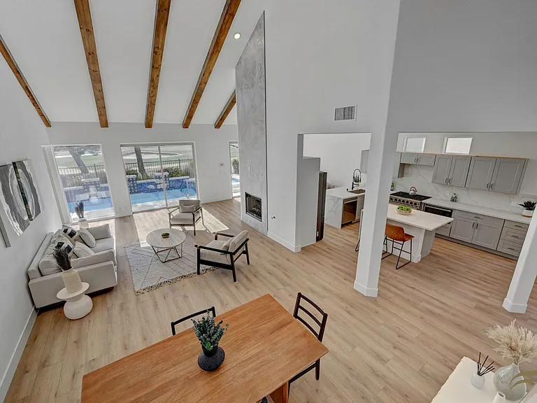 8941 Diamond Falls Dr — Photo 43