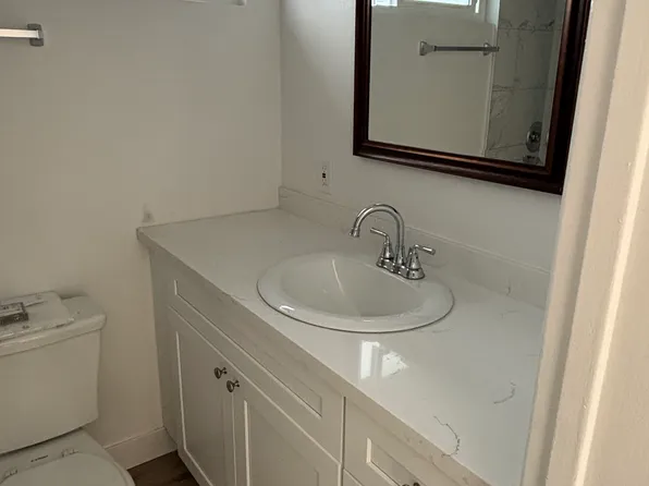 13705 Gault St #1, Van Nuys, CA 91405