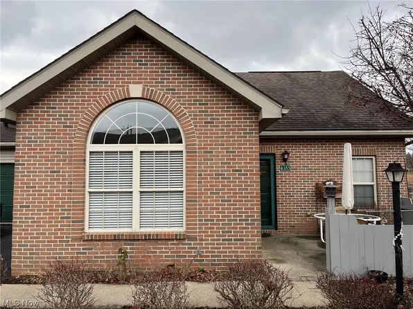 4355 Steuben Woods Dr, Steubenville, OH 43953