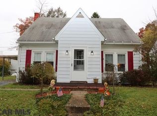 381 W Clearview Ave, State College, PA