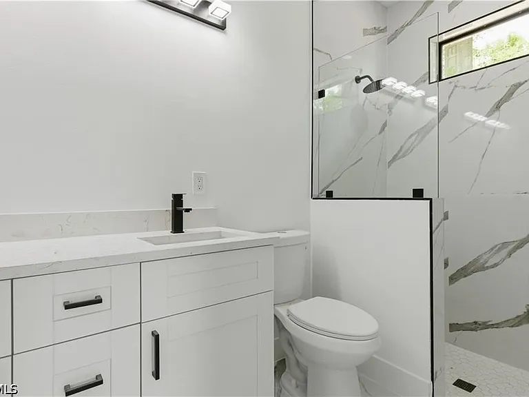 4789 Golfview Blvd — Photo 6