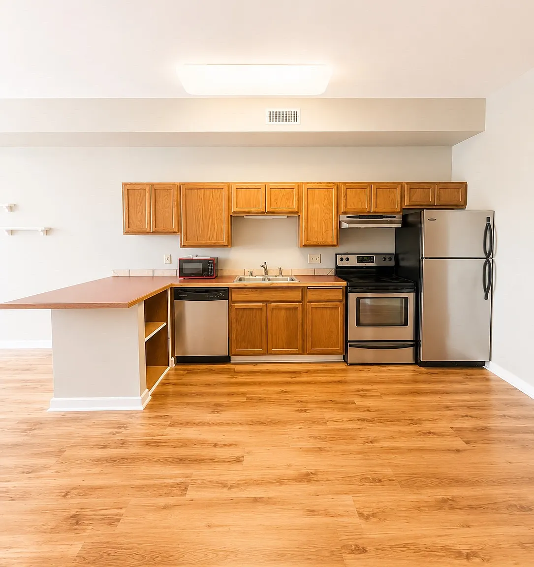 Studio, 571 sqft, $975 — Photo 3