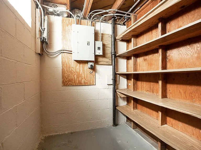 3832 Wallingford Rd — Photo 27