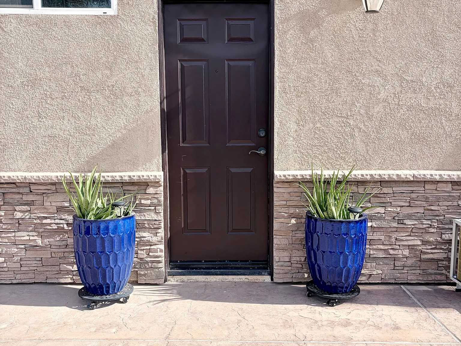 2476 H Najera Ave — Photo 1