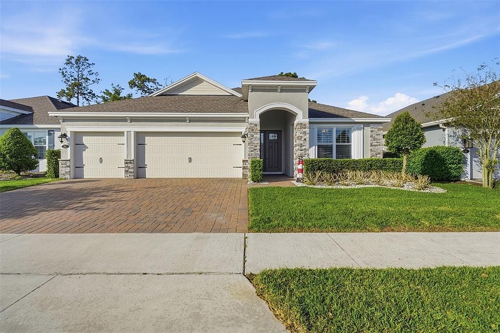 262 Northcote Ct