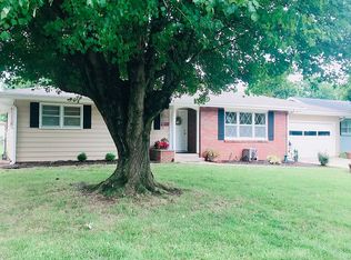 1942 E Rosebrier St, Springfield, MO 65804