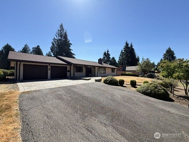1st image of 172 Hemlock Drive
