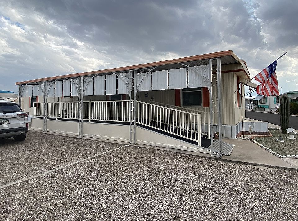 north side of mobile home