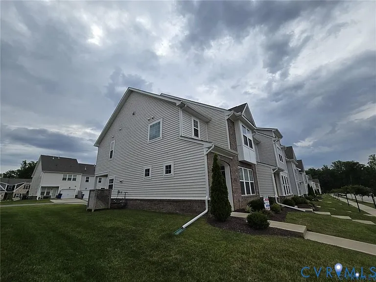 7825 Old Guild Rd — Photo 3