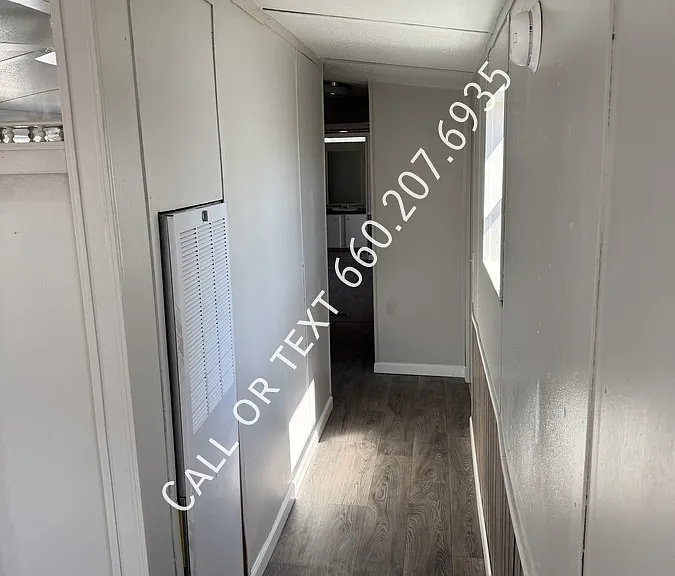 913 N Taylorville Blvd #19 — Photo 4