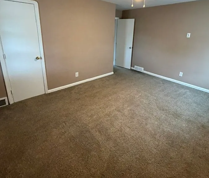 5711 Warwick Dr #UP — Photo 5