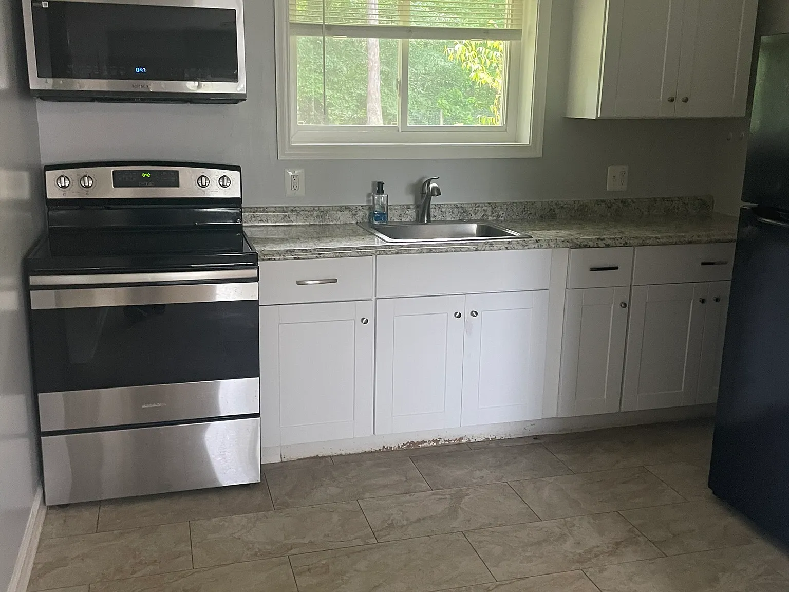 2 bed, 775 sqft, $2,200 — Photo 3