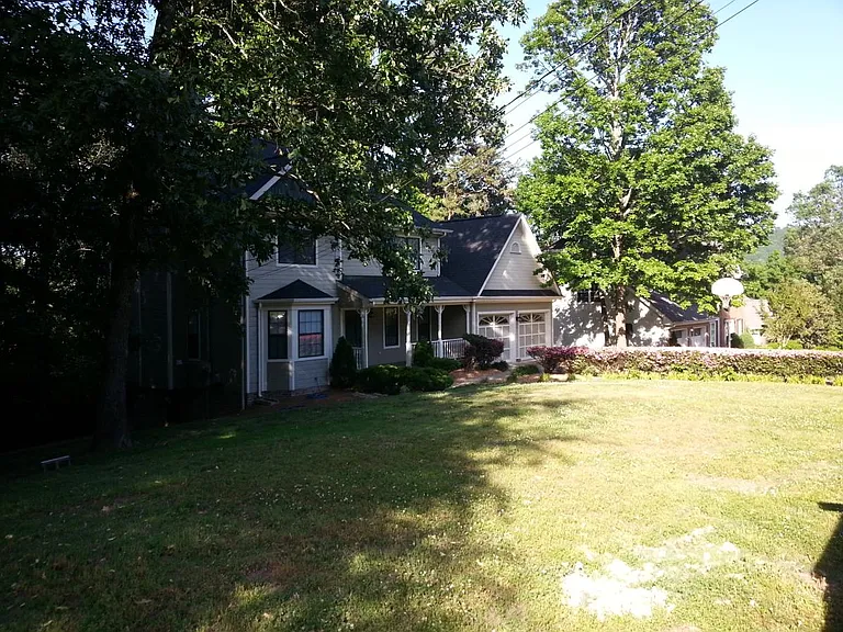 Front of House Left