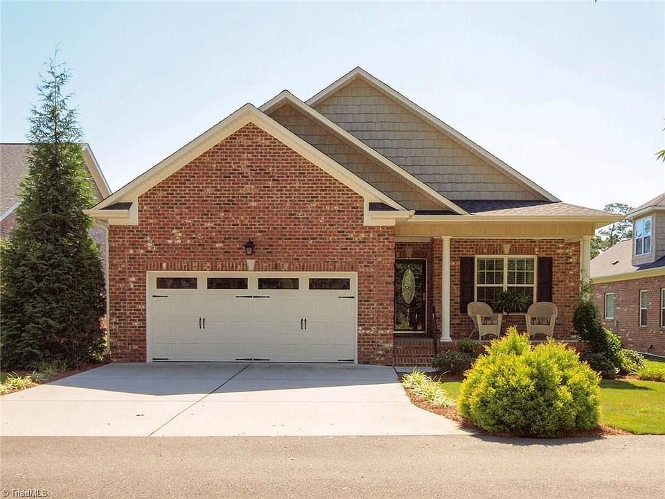 1st image of 4791 Forest Oaks Dr