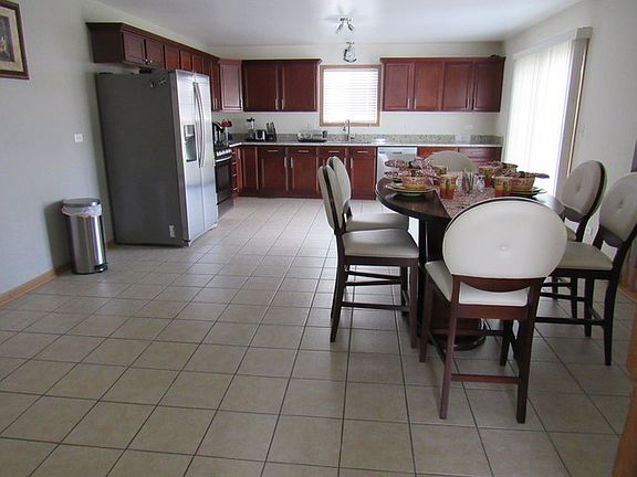3rd image of 14343 S Harrison Ave