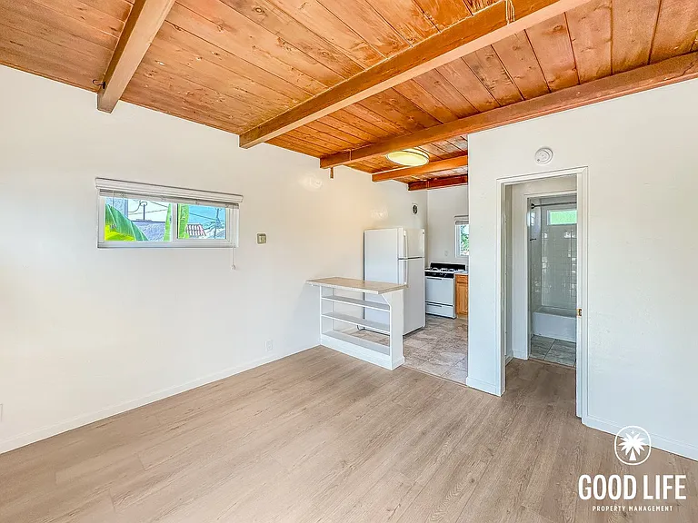 4444 36th St — Photo 3