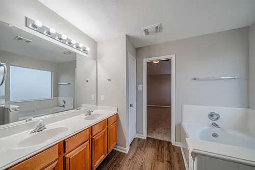 121 Rodeo Dr #121 Photo 1