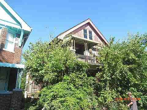 4086 W Euclid