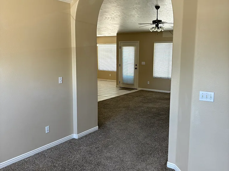 507 N 2310 E — Photo 13
