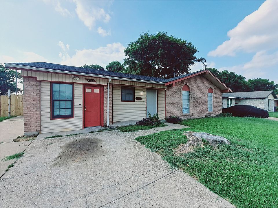 1st image of 3205 Pacesetter Dr