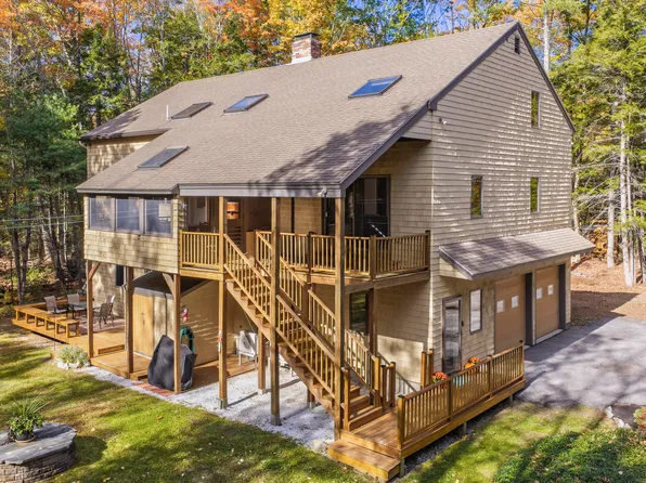 158 Range Road, Cumberland, ME 04021