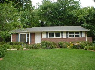 6420 Hazelton Dr, Charlotte, NC 28210