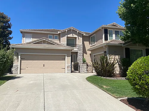 3073 Mammoth Way Photo 1