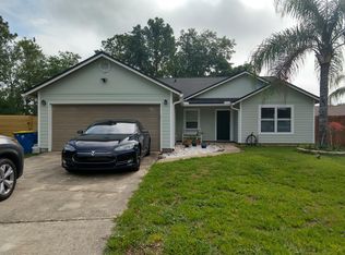 241 Quebec Ln, Jacksonville, FL 32225