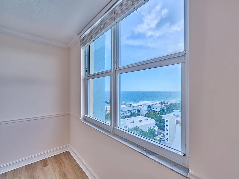 305 N Pompano Beach Blvd #1204 — Photo 21