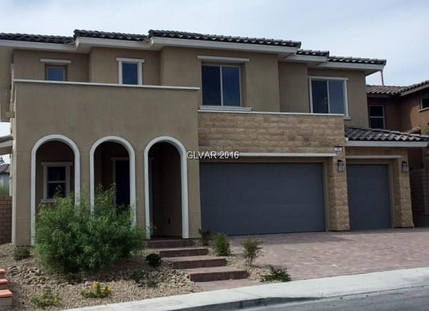 1st image of 301 Castellari Dr