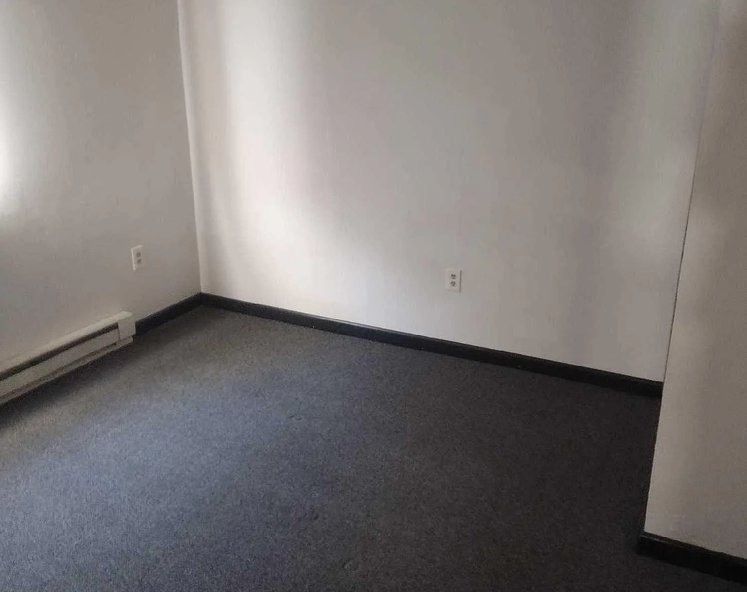 119 Green Pl — Photo 3