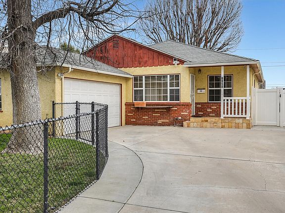 4th image of 6858 McLennan Ave
