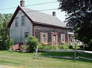 151 Dickinson Rd, Wiscasset, ME 04578