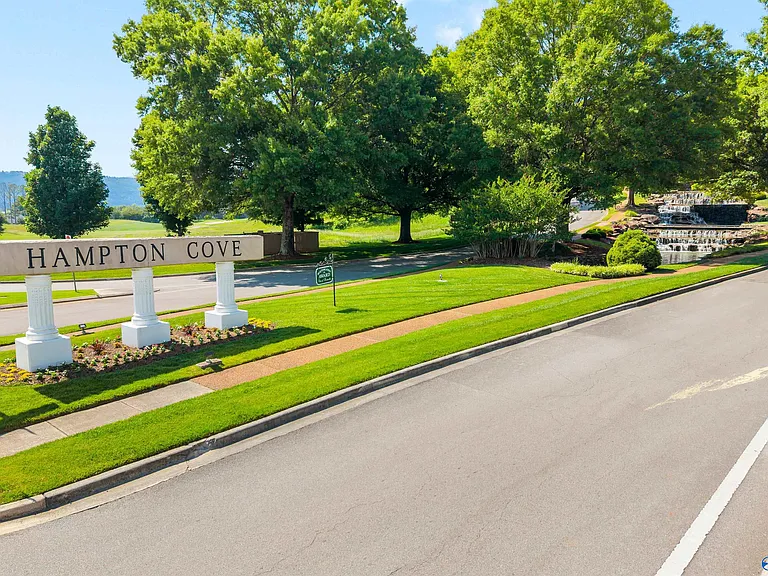 3013 Mallard Point Dr SE — Photo 41
