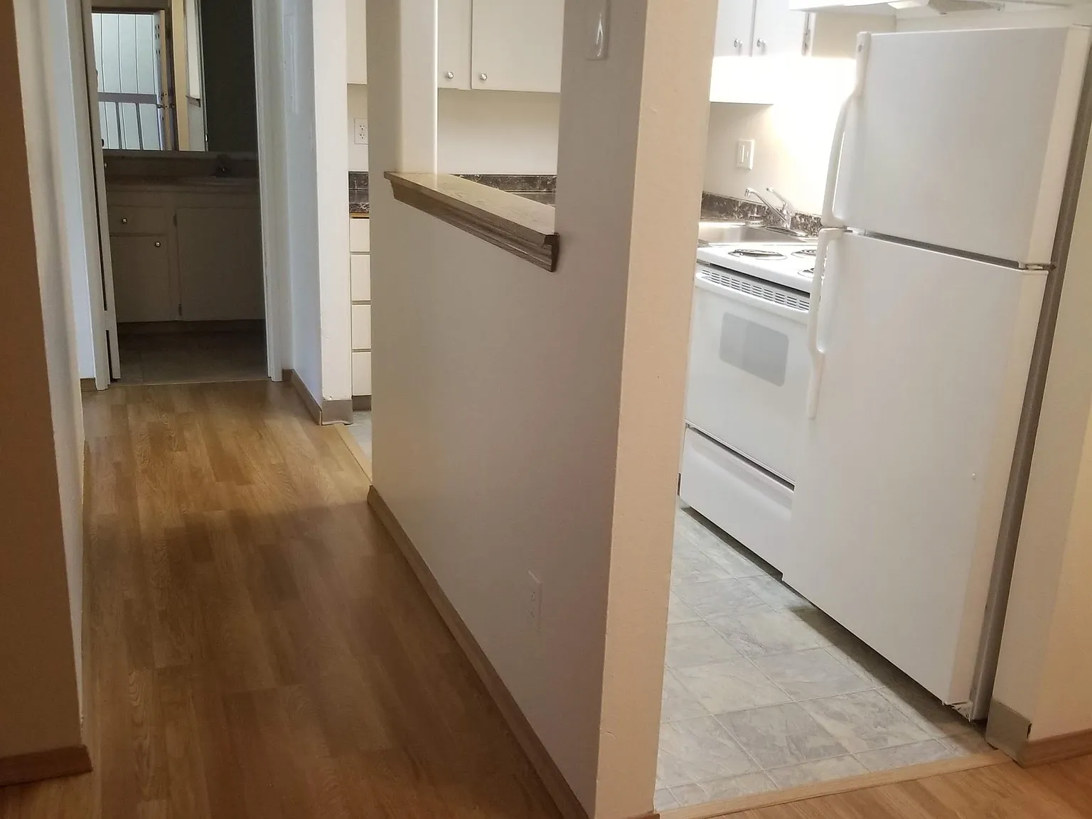Valley Brook Apts - 112 — Photo 4