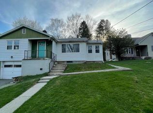 2397 Us Route 9w, Ravena, NY 12143