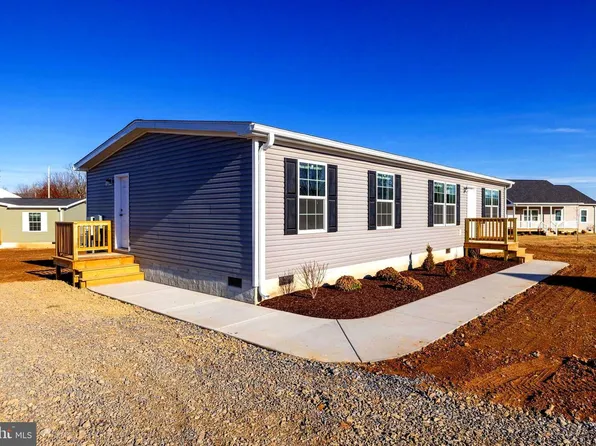 355 Park Rd, Stanley, VA 22851