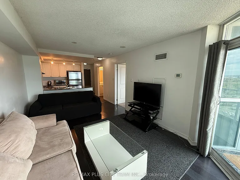 9 George St N #2114 — Photo 5