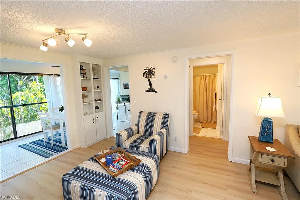 1 bed, 1.0 bath, 576 sqft, $1,800 — Photo 4