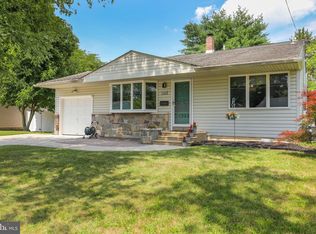 1540 N Bowling Green Dr, Cherry Hill, NJ 08003