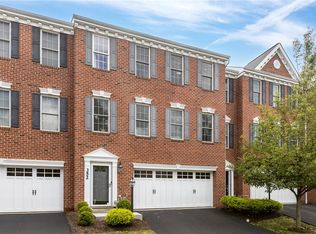 352 Marshall Heights Dr, Wexford, PA 15090