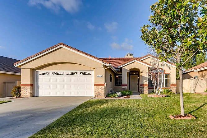 1st image of 44656 Lorraine Dr